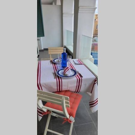 Ferienwohnung Charming Colonial Flat In Historic Building Gibraltar Exterior foto