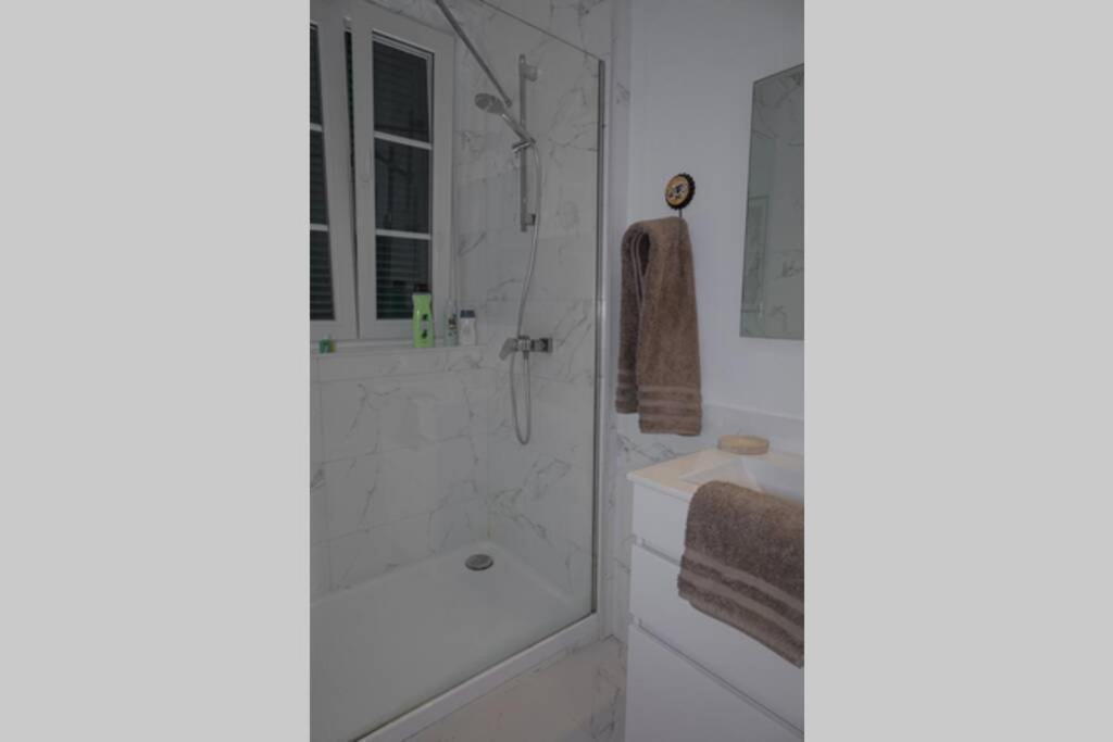 Ferienwohnung Charming Colonial Flat In Historic Building Gibraltar Exterior foto