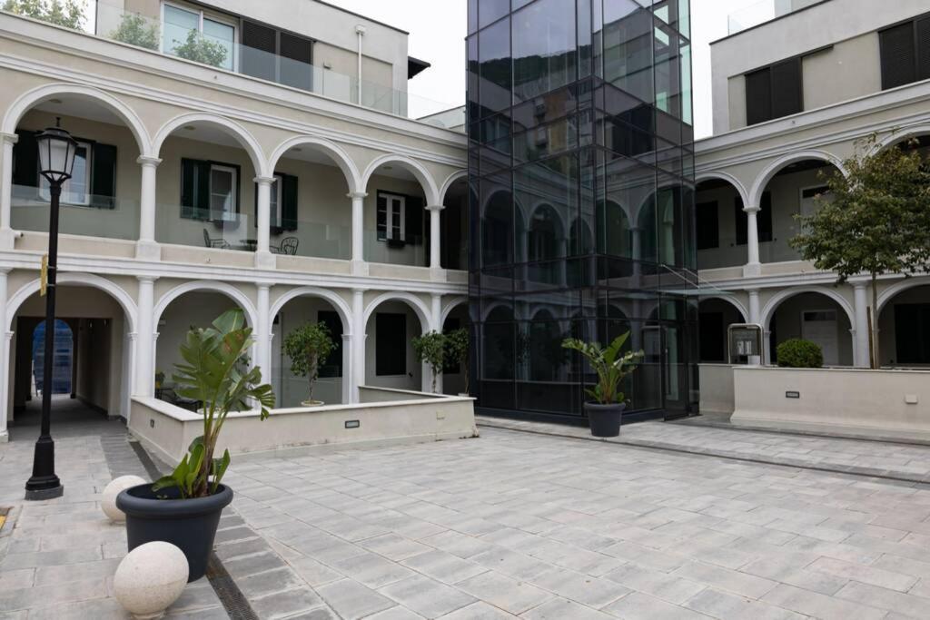 Ferienwohnung Charming Colonial Flat In Historic Building Gibraltar Exterior foto