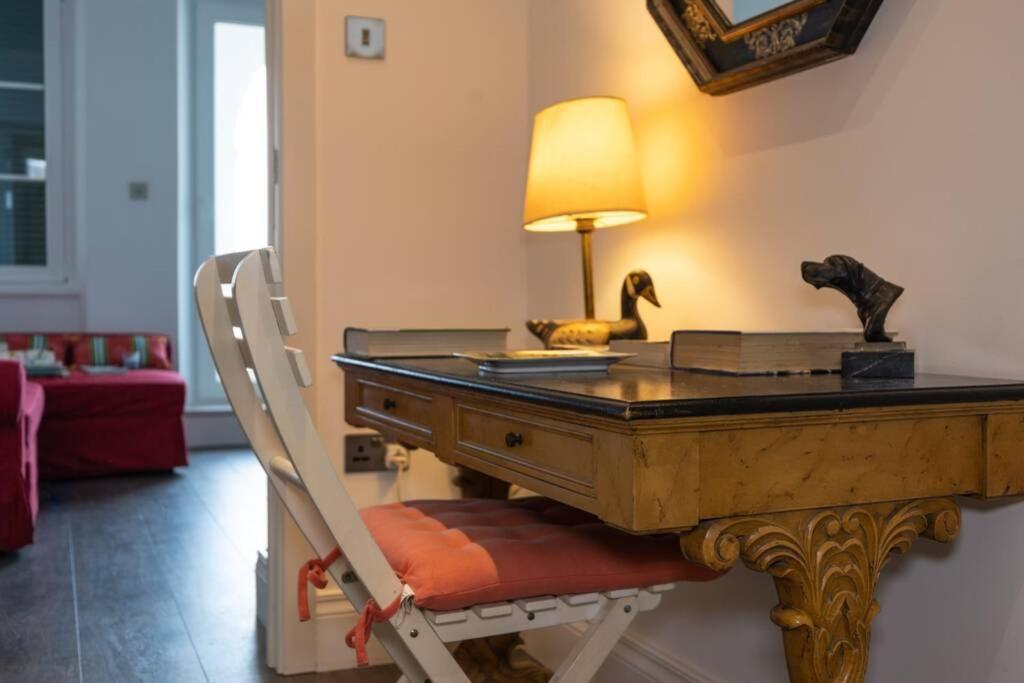 Ferienwohnung Charming Colonial Flat In Historic Building Gibraltar Exterior foto